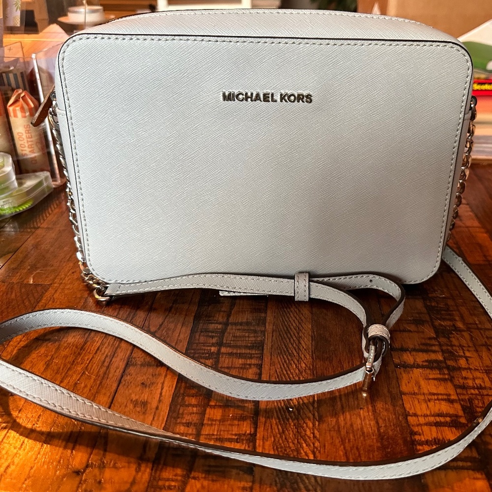 Michael Kors jet Set crossbody purse